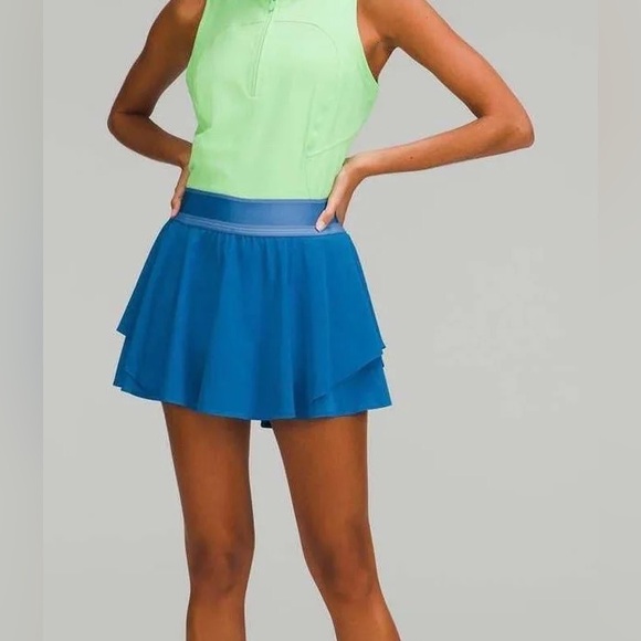 lululemon athletica Pants - Lululemon Blue Court Rival High-Rise Skirt with Shorts Lining Size 10 EUC